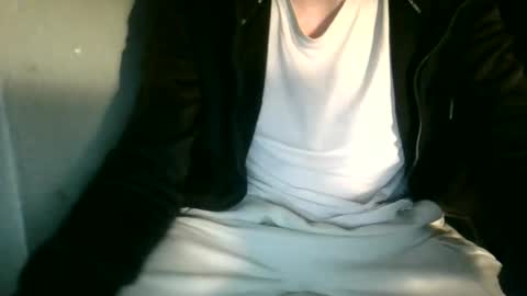 Snapshot of juju78juju chatting on 02-19-25, 10:42 juju78juju online show from 02-19-25, 10:42