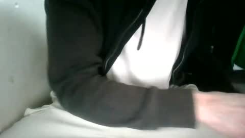 Snapshot of juju78juju chatting on 02-20-25, 02:24 juju78juju online show from 02-20-25, 02:24