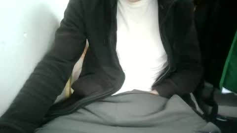 Snapshot of juju78juju chatting on 02-25-25, 01:06 juju78juju online show from 02-25-25, 01:06