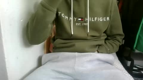 Snapshot of juju78juju chatting on 03-04-25, 01:06 juju78juju online show from 03-04-25, 01:06