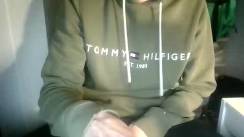 Snapshot of juju78juju chatting on 10-18-25, 05:43 juju78juju online show from 10-18-25, 05:43