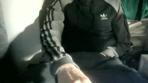 Snapshot of juju78juju chatting on 11-02-25, 08:00 juju78juju online show from 11-02-25, 08:00