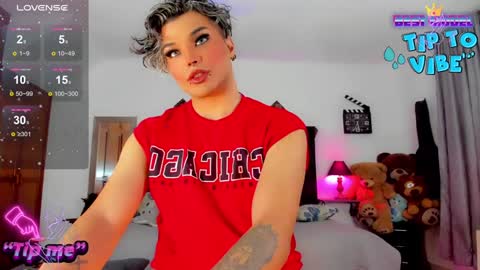 Jujubee online show from 12-10-24, 01:33