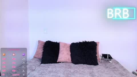 Jules and Gia online show from 05-17-26, 11:34