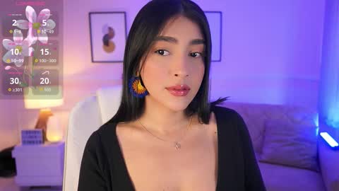 Snapshot of julesbennet chatting on 09-17-25, 11:34 Jules Bennett online show from 09-17-25, 11:34