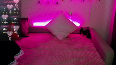 Snapshot of julescrown chatting on 12-10-24, 04:02 Jules online show from 12-10-24, 04:02