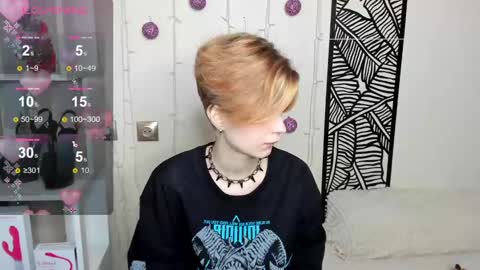 Snapshot of julescrown chatting on 01-13-25, 04:18 Jules online show from 01-13-25, 04:18