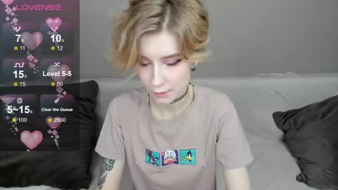 Snapshot of julescrown chatting on 02-11-25, 01:31 Jules online show from 02-11-25, 01:31