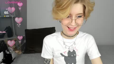 Snapshot of julescrown chatting on 02-26-25, 01:11 Jules online show from 02-26-25, 01:11