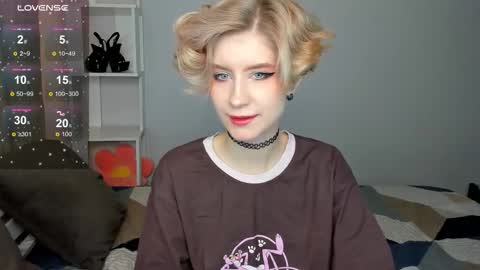 Snapshot of julescrown chatting on 09-26-25, 12:58 Jules online show from 09-26-25, 12:58