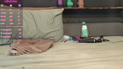 Julesss online show from 01-30-25, 10:50