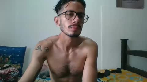 Snapshot of julfigo chatting on 12-26-24, 12:49 Julfigo online show from 12-26-24, 12:49