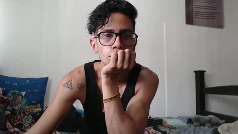 Snapshot of julfigo chatting on 01-21-25, 07:28 Julfigo online show from 01-21-25, 07:28