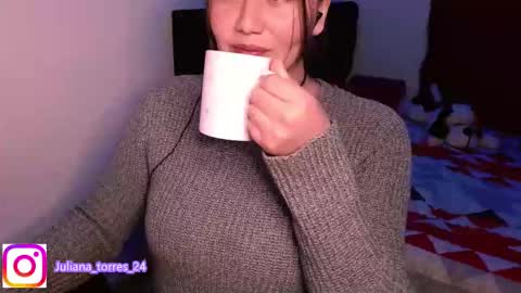  Juliana Torres  online show from 12-18-24, 01:15