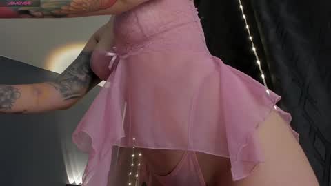 Snapshot of juli_hairy chatting on 01-06-25, 02:58 Juli Modelo Independiente online show from 01-06-25, 02:58