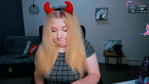 Snapshot of juli_kisss chatting on 01-18-25, 02:14 juli kisss online show from 01-18-25, 02:14