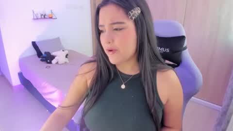 juli_santos_22 online show from 12-28-24, 12:45