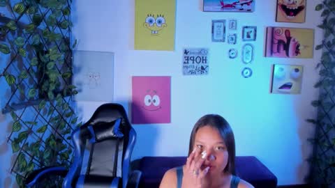 Snapshot of juli_w1 chatting on 02-15-26, 02:58 julieta online show from 02-15-26, 02:58