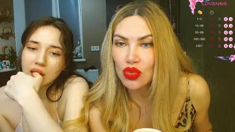 Julia online show from 03-26-26, 10:59