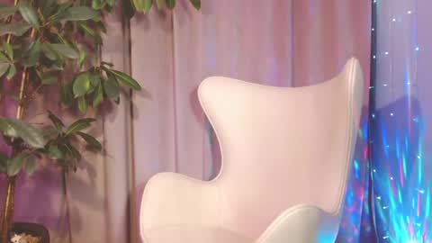 Julia online show from 02-01-25, 12:16