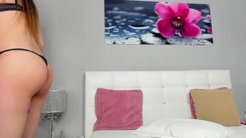 Snapshot of juliahunts chatting on 01-18-25, 06:24 JuliaHunt online show from 01-18-25, 06:24