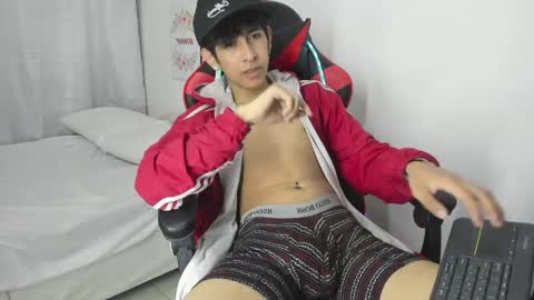 Julian online show from 03-31-26, 07:36