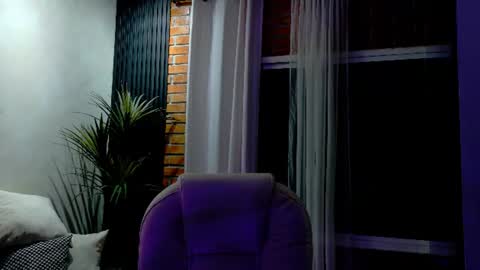 Snapshot of juliana_111 chatting on 07-09-26, 01:20 Juliana online show from 07-09-26, 01:20