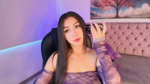 Snapshot of julianaa_castro chatting on 04-24-26, 12:07 JULIANA CASTRO online show from 04-24-26, 12:07