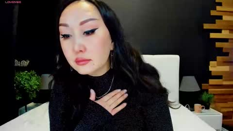 Julianna online show from 10-26-25, 02:56