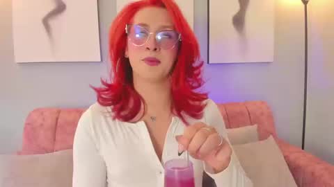 Juliana online show from 09-22-25, 08:44