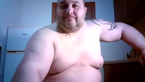 Snapshot of julianoparno chatting on 06-01-26, 01:18 Juliano online show from 06-01-26, 01:18