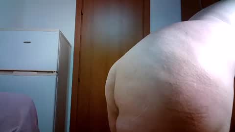 Snapshot of julianoparno chatting on 06-14-26, 02:24 Juliano online show from 06-14-26, 02:24