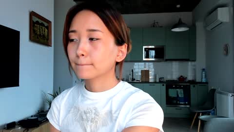 julia online show from 12-07-24, 08:00