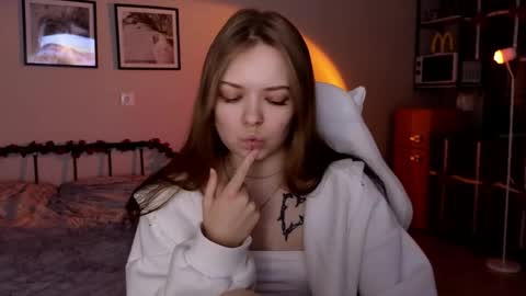 julidropp online show from 06-07-26, 06:11