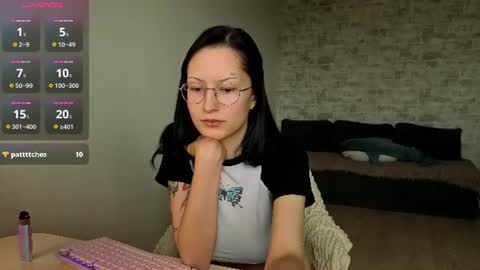Snapshot of julie__rayls chatting on 07-17-26, 05:03 see u next time 1700 UTC 0 3 online show from 07-17-26, 05:03