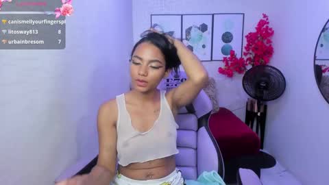 Snapshot of julie_coper chatting on 02-04-25, 11:27 julie coper online show from 02-04-25, 11:27