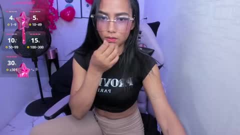 Snapshot of julie_coper chatting on 02-26-25, 07:49 julie coper online show from 02-26-25, 07:49