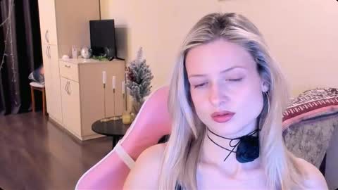 Julie online show from 11-16-25, 02:55