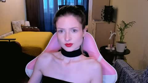 Julie online show from 05-24-26, 02:00