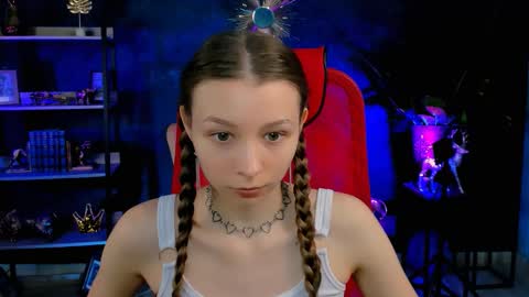 juliedaniel online show from 11-20-25, 04:23