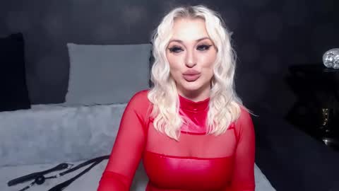 julia online show from 02-28-25, 10:50