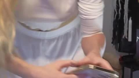 Julia online show from 10-25-25, 11:51