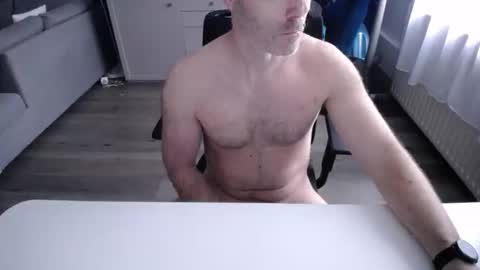 Snapshot of julienneedyou chatting on 01-09-26, 09:56 julienneedyou online show from 01-09-26, 09:56