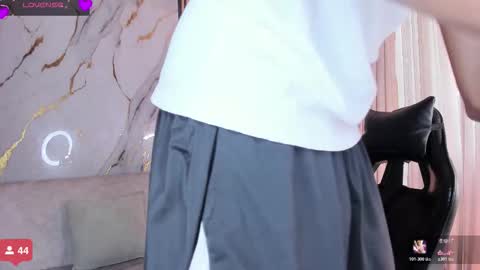 Julien online show from 10-29-25, 12:29