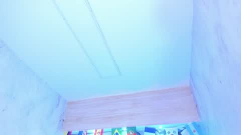 Snapshot of juliet_miller chatting on 07-18-26, 03:22 Juliet online show from 07-18-26, 03:22