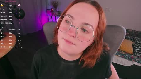 Snapshot of juliet_schoolgirl chatting on 12-14-24, 11:50 Juliet online show from 12-14-24, 11:50