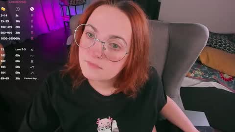 Snapshot of juliet_schoolgirl chatting on 12-15-24, 02:48 Juliet online show from 12-15-24, 02:48