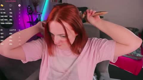 Snapshot of juliet_schoolgirl chatting on 02-13-25, 06:16 Juliet online show from 02-13-25, 06:16