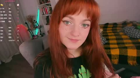 Snapshot of juliet_schoolgirl chatting on 05-10-26, 08:14 Juliet online show from 05-10-26, 08:14