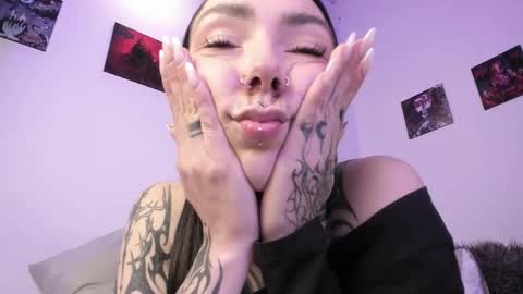 juliet_sourire online show from 03-08-25, 03:24